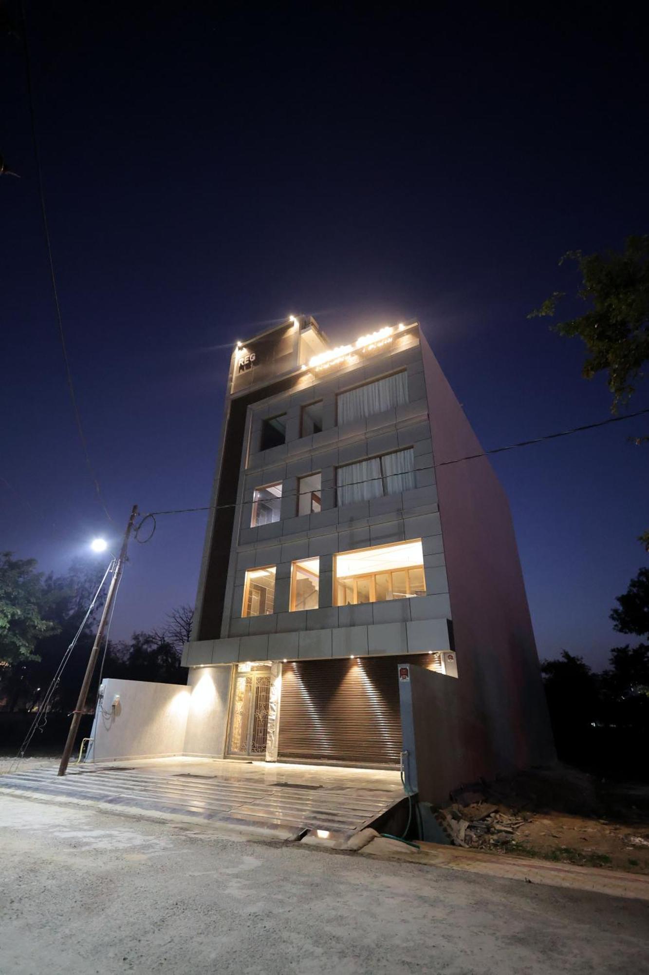 Hotel Regal Palm Moradabad Extérieur photo